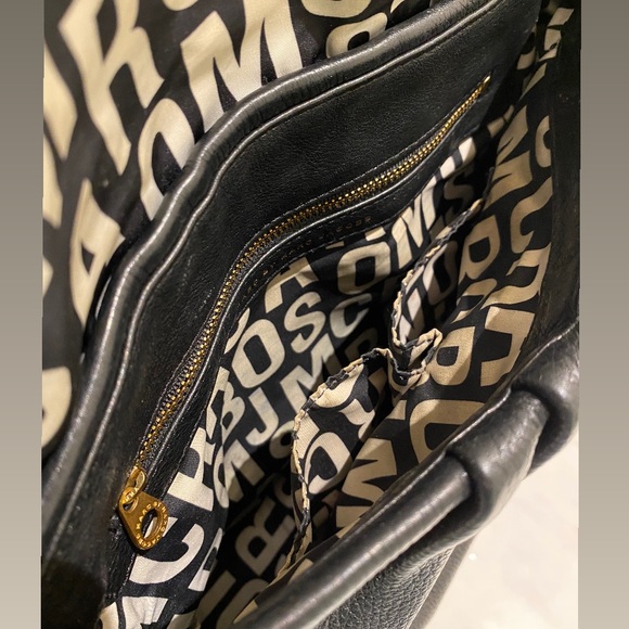 Marc by Marc Jacobs Large Crossbody Bag - Picture 7 of 9